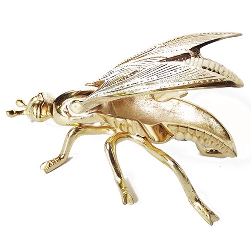 Brass Ashtray with Hornet Design – Handcrafted Vintage Decor by Ornaterra